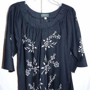 Vintage Bela's Original Dark Blue Embroidered S/S Pullover Blouse Size M NWT